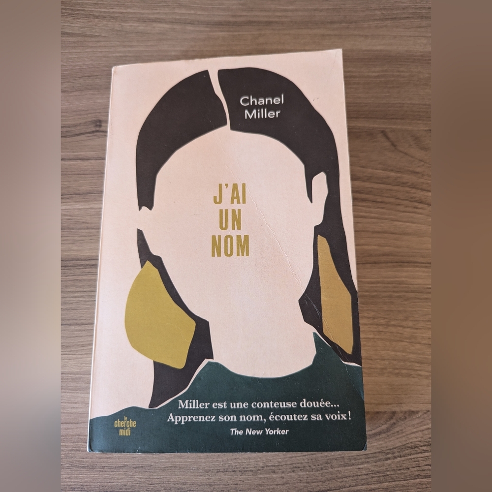 Livre j'ai un nom